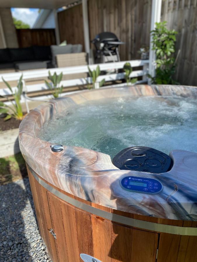 The Great Escape, Luxury Waterfront, Hottub Whitianga Exterior foto